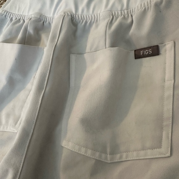 FIGS Women’s Jogger Style Scrub Pant - WHITE - Picture 5 of 5